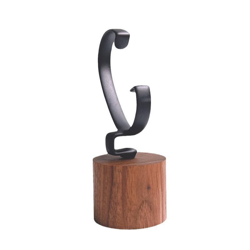 حامل ساعات خشبي على شكل حرف C  - مراجعة Jewelry And Watches Inc وسعره